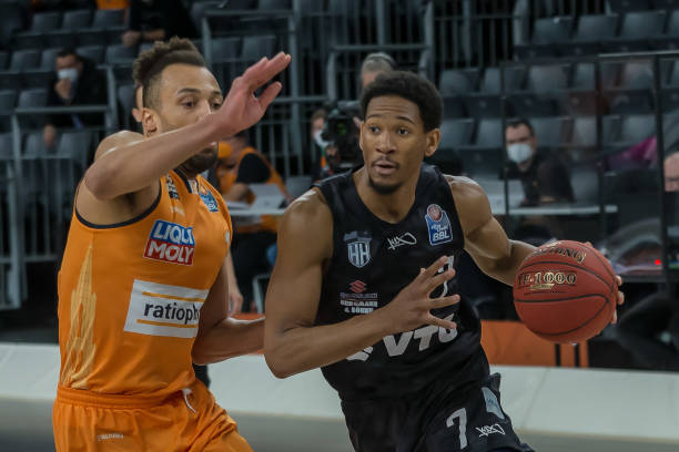 大撕裂了防 大撕裂了防